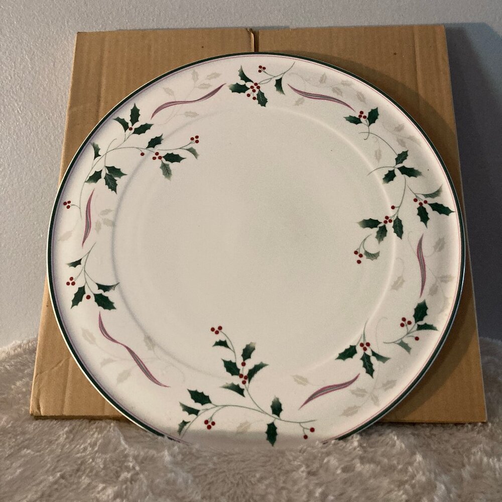 Christopher Stuart "Holiday Splendor " 12" Platter/Charger